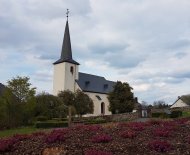 Pfarrgarten mit Kirche, Greimerath