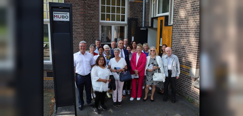 Die Delegation beim Besuch des Museums in Boxtel mit der Sonderausstellung „DE KLEINE AARDE