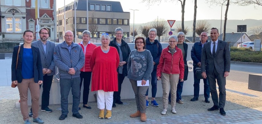 Gruppenfoto nach der Übergabe der Ehrenamtskarten