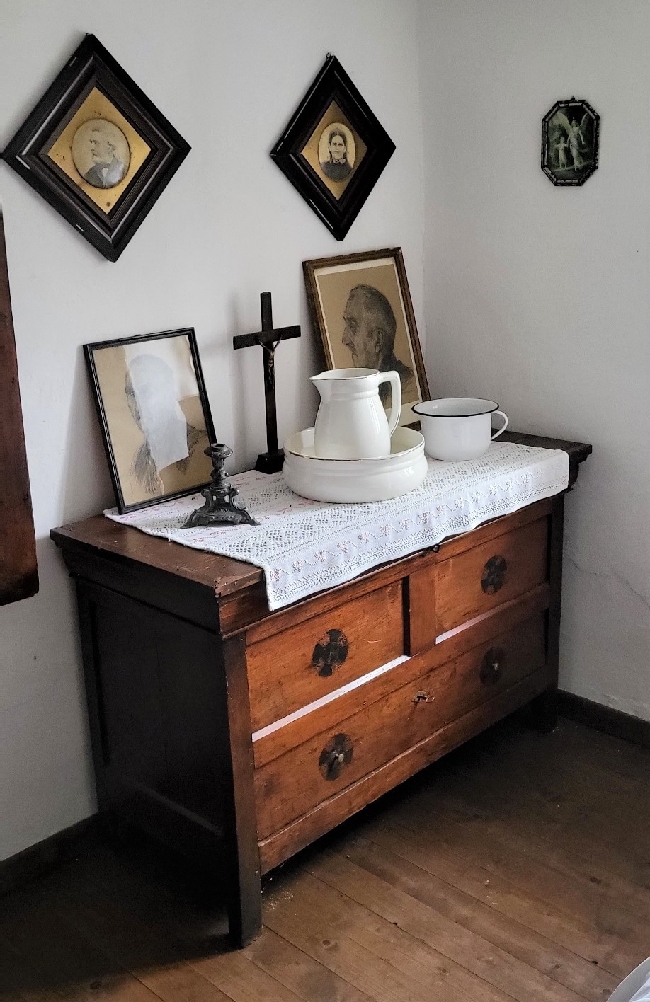 Kommode im Schlafzimmer