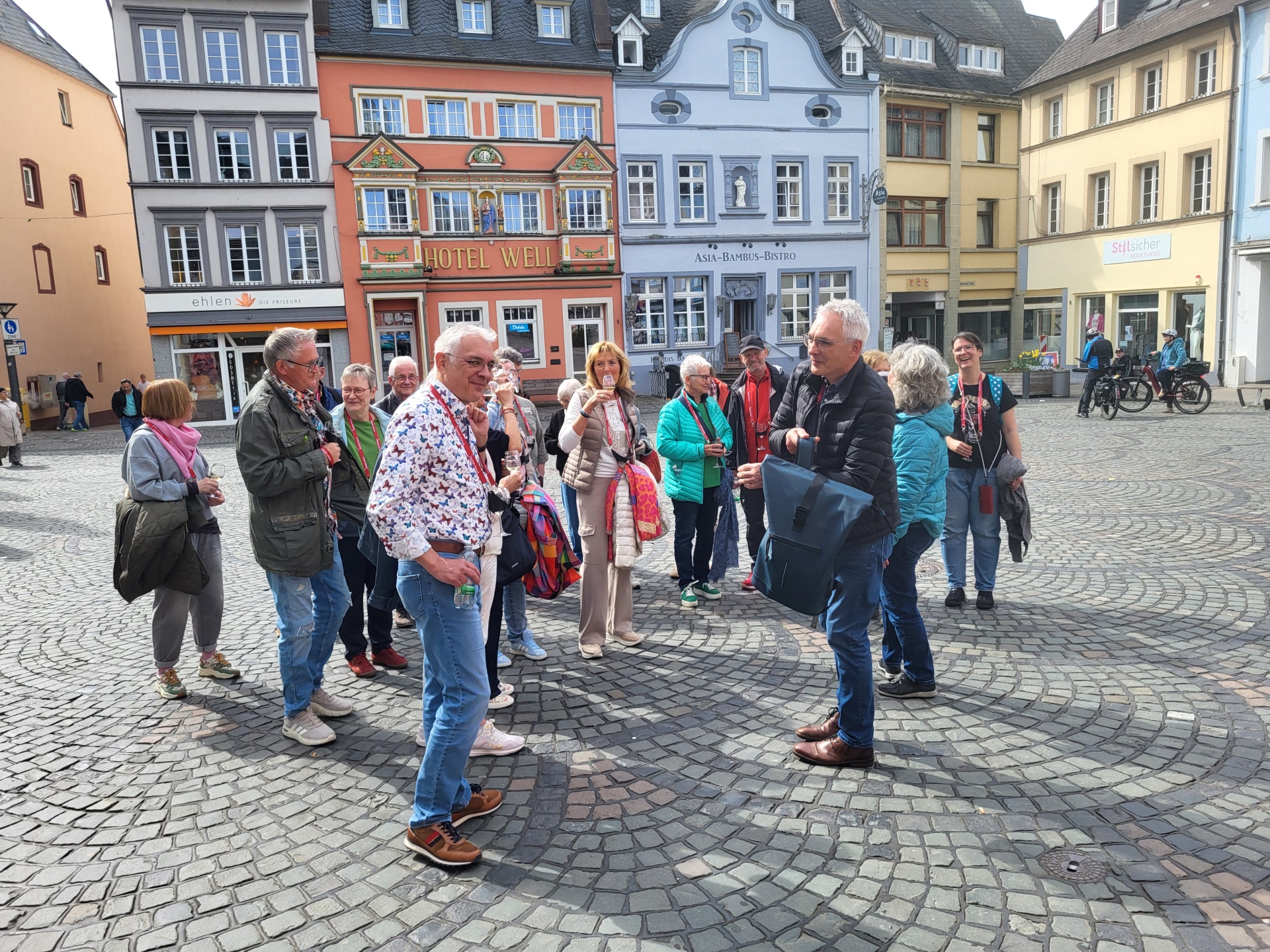 Auftakt Weinspaziergang Marktplatz Auftakt Weinspaziergang Marktplatz