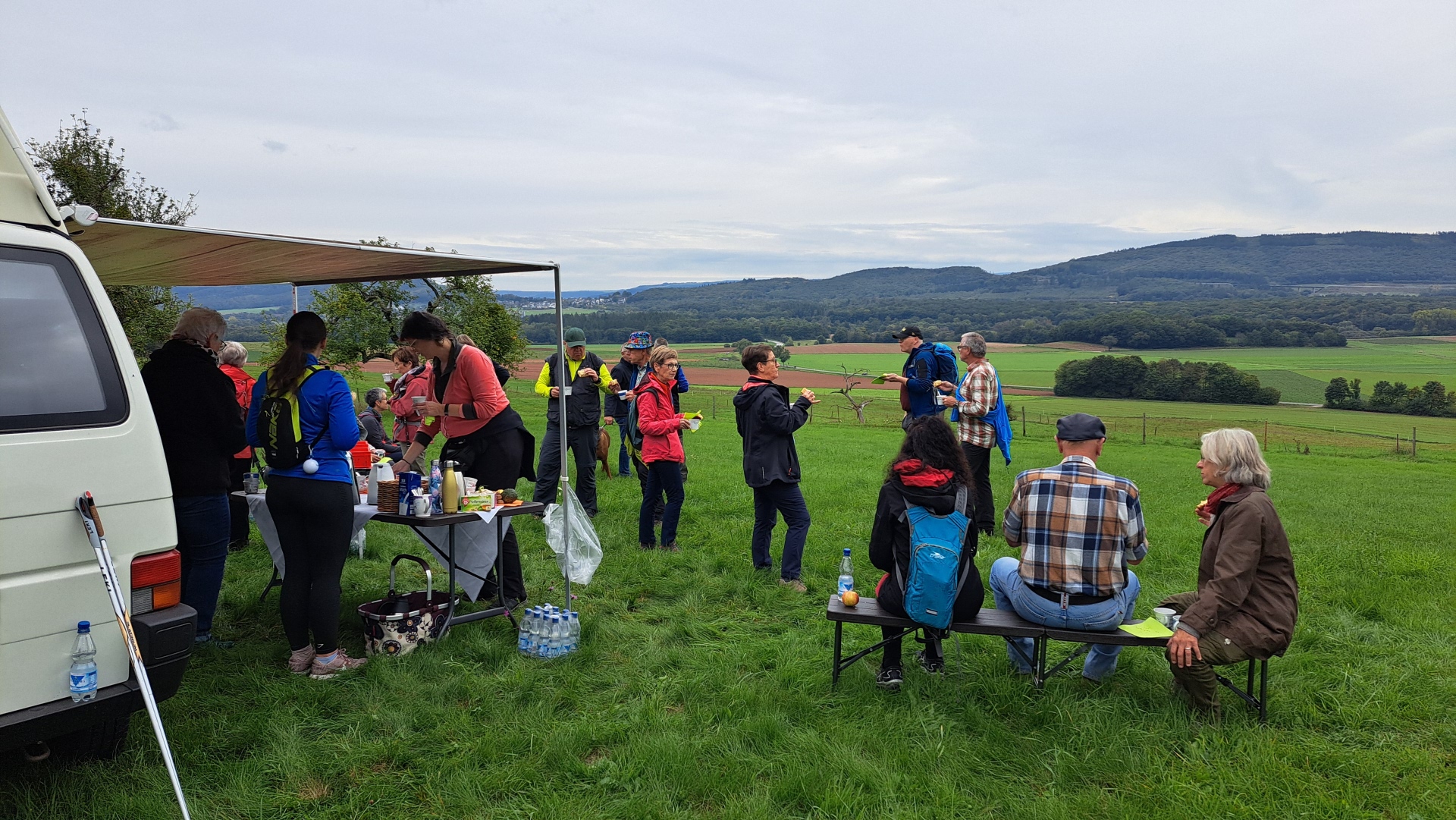 Mobile Verpflegungsstation Mobile Verpflegungsstation