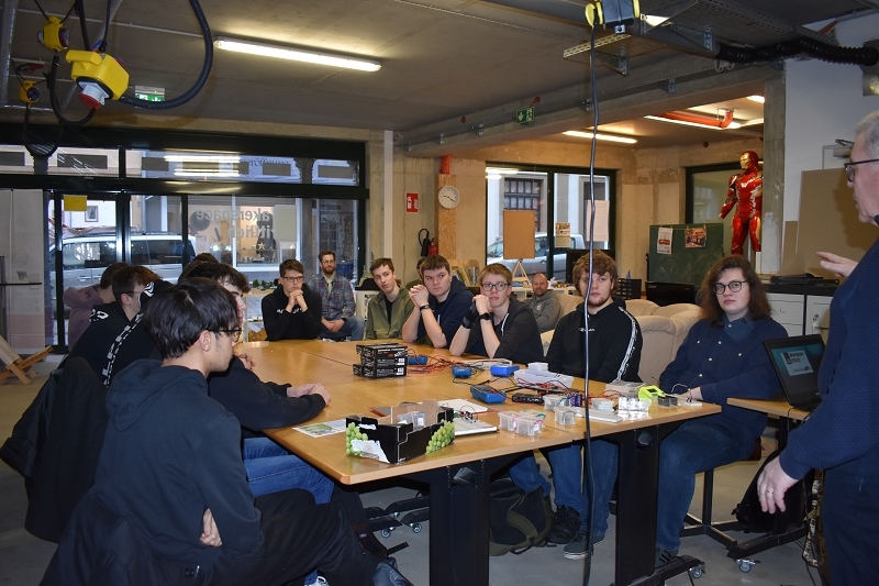 Leistungskurse Elektrotechnik und Informatik BBS Wittlich