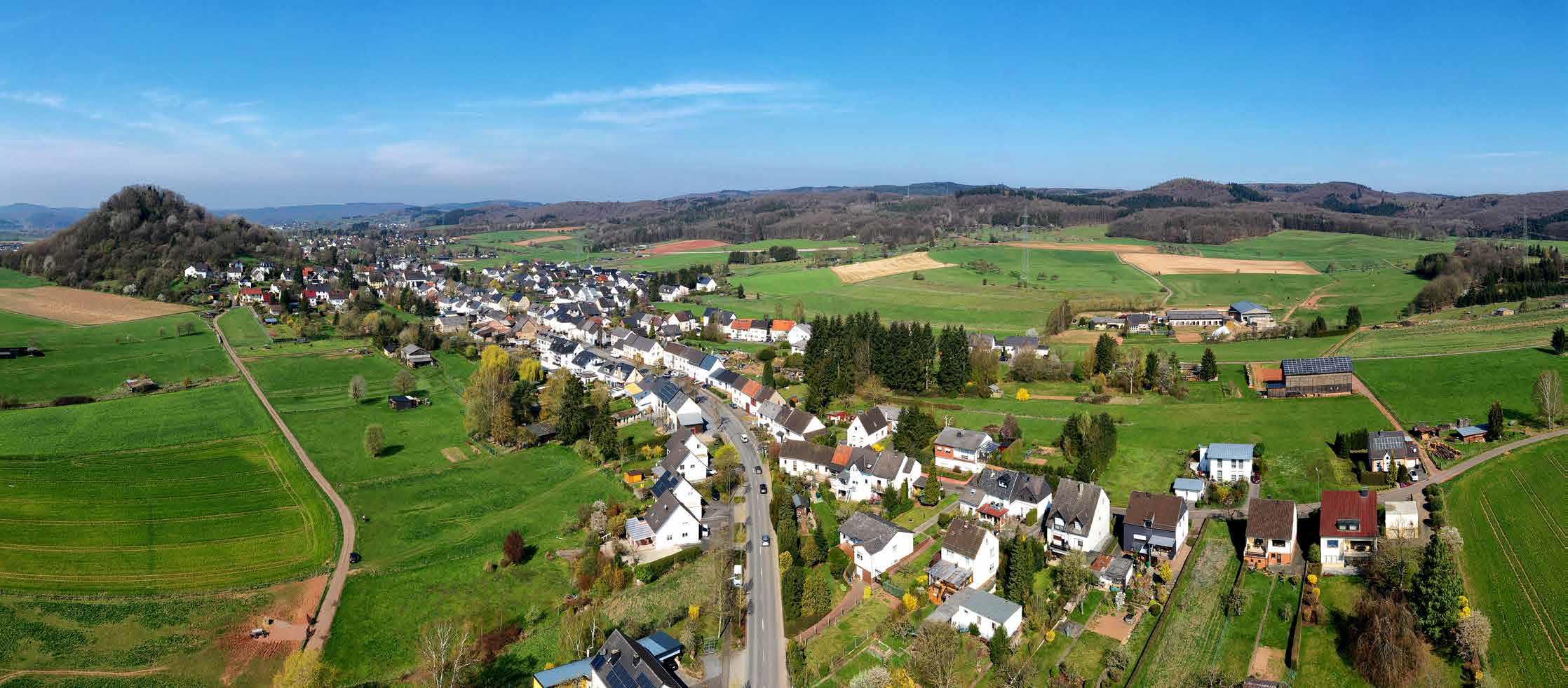 Luftbild Neuerburg Das Bild zeigt ein Luftbild von Neuerburg